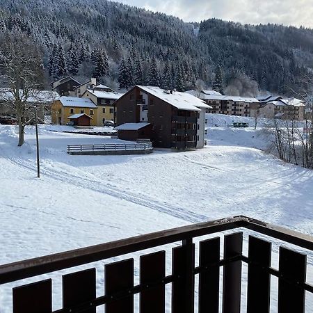 Charmant Appartement Au Pied Des Pistes De Lélex Buitenkant foto